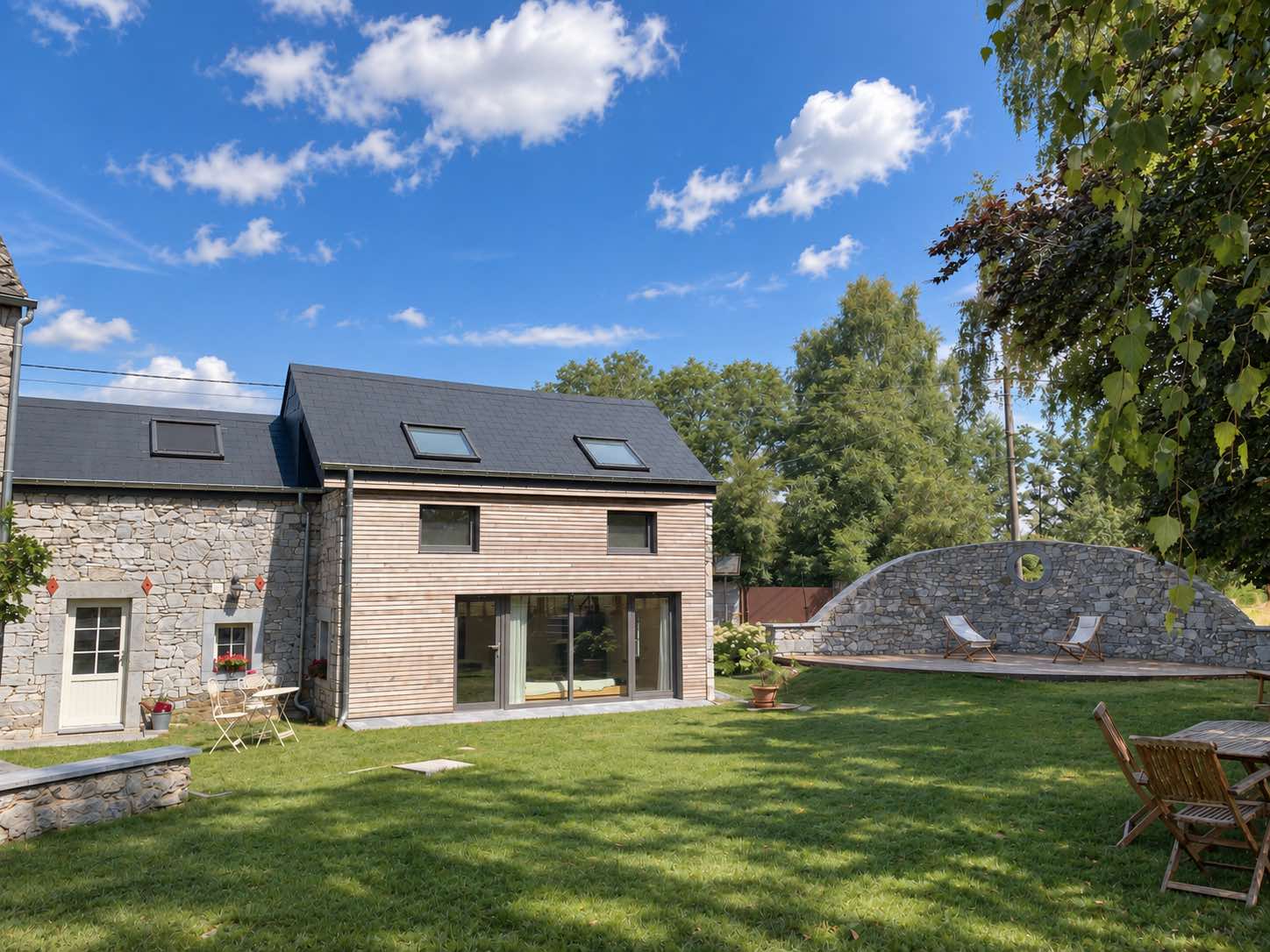 Vue extérieure du gîte de L’Oeil du Condroz